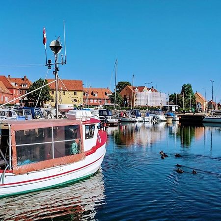 Harbour Sleep Motel Neksø Dış mekan fotoğraf