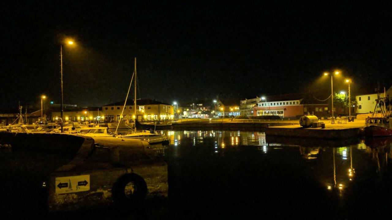 Harbour Sleep Motel Neksø Dış mekan fotoğraf